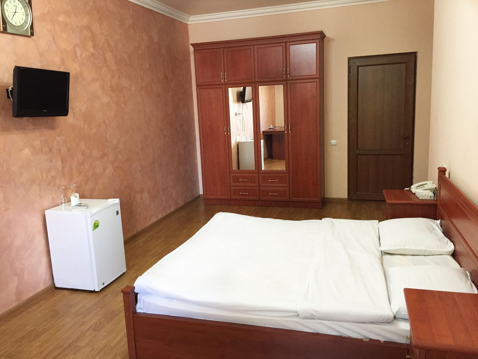 Primer Hotel エレバン エクステリア 写真