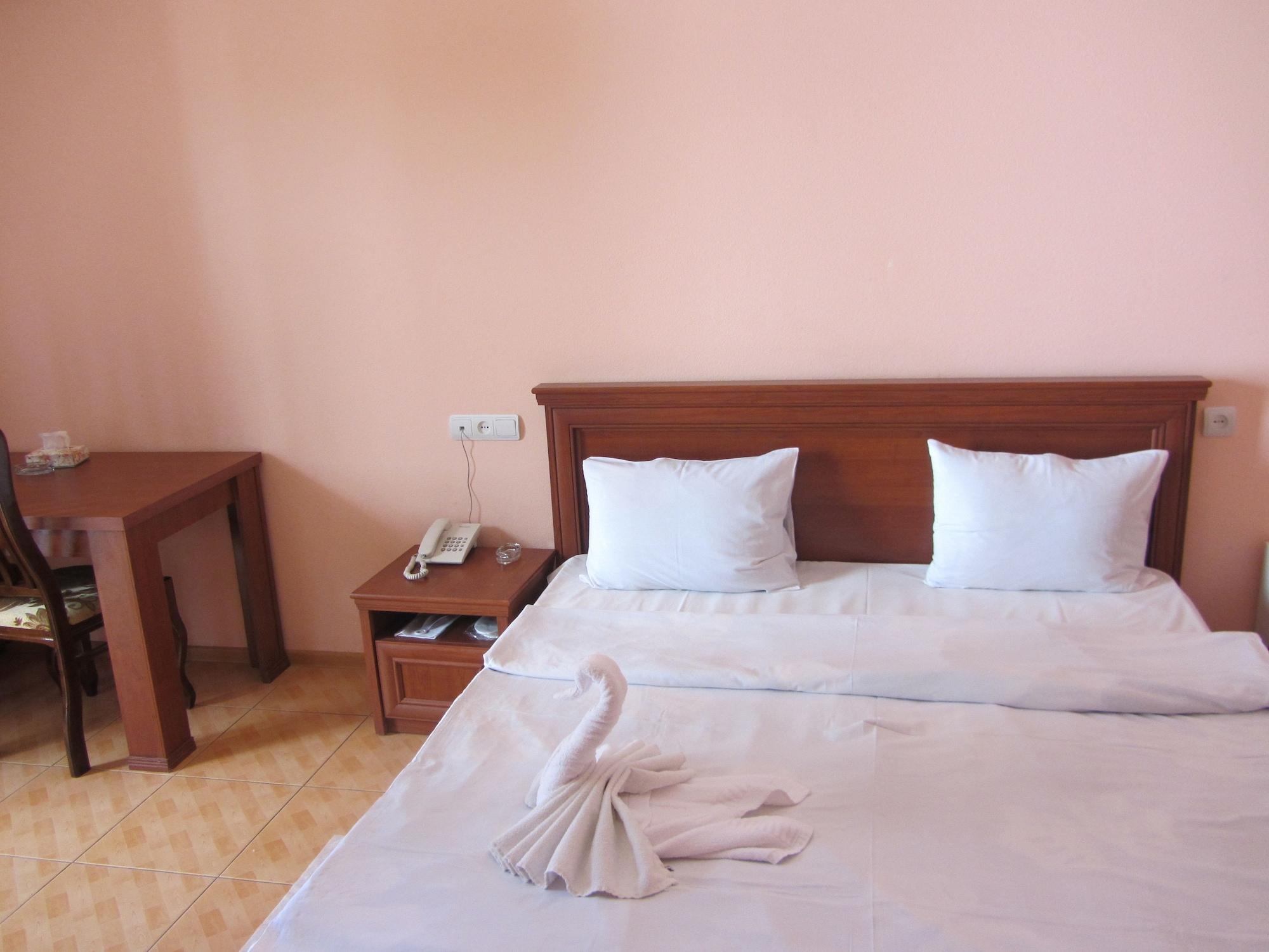 Primer Hotel エレバン エクステリア 写真