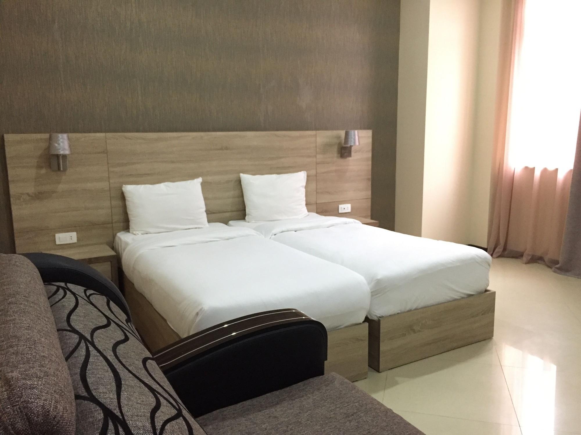 Primer Hotel エレバン エクステリア 写真