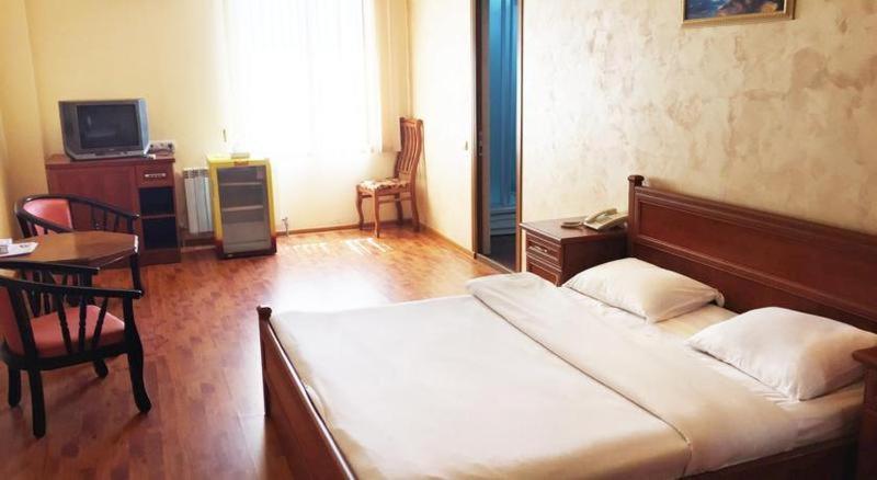Primer Hotel エレバン 部屋 写真