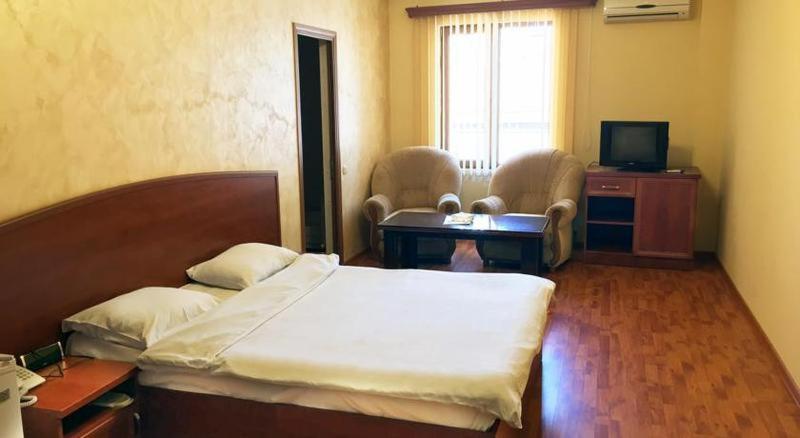 Primer Hotel エレバン 部屋 写真